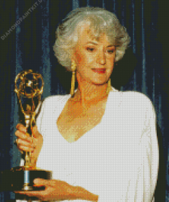 Bea Arthur With Emmy Awards Diamond Painting