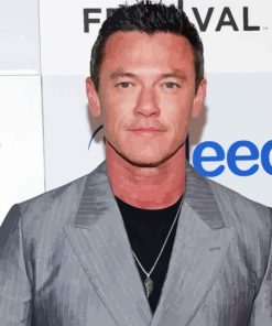 Luke Evans Diamond Painting